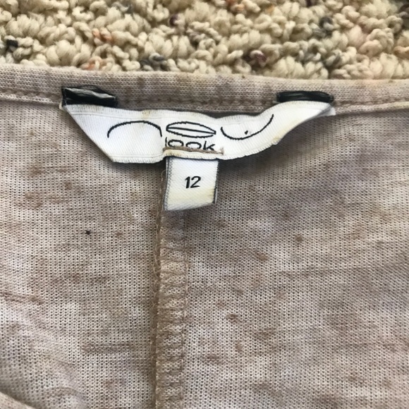 3 Dresses - Picture 4 of 6